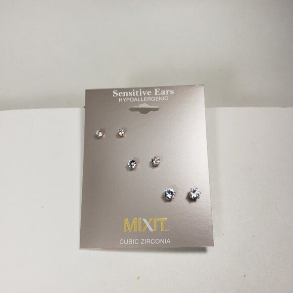 MIXIT Women's Hypoallergenic Rose Gold-Tone  Cubic Zirconia CZ Stud Earrings - Picture 6 of 9